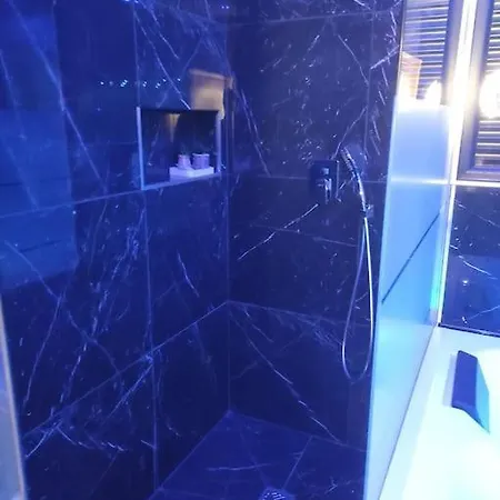 Sauna, Jacuzzi, Terrasse Et Parking Apartament
